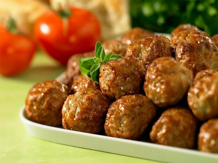 Фрикадельки: куриные / говядина